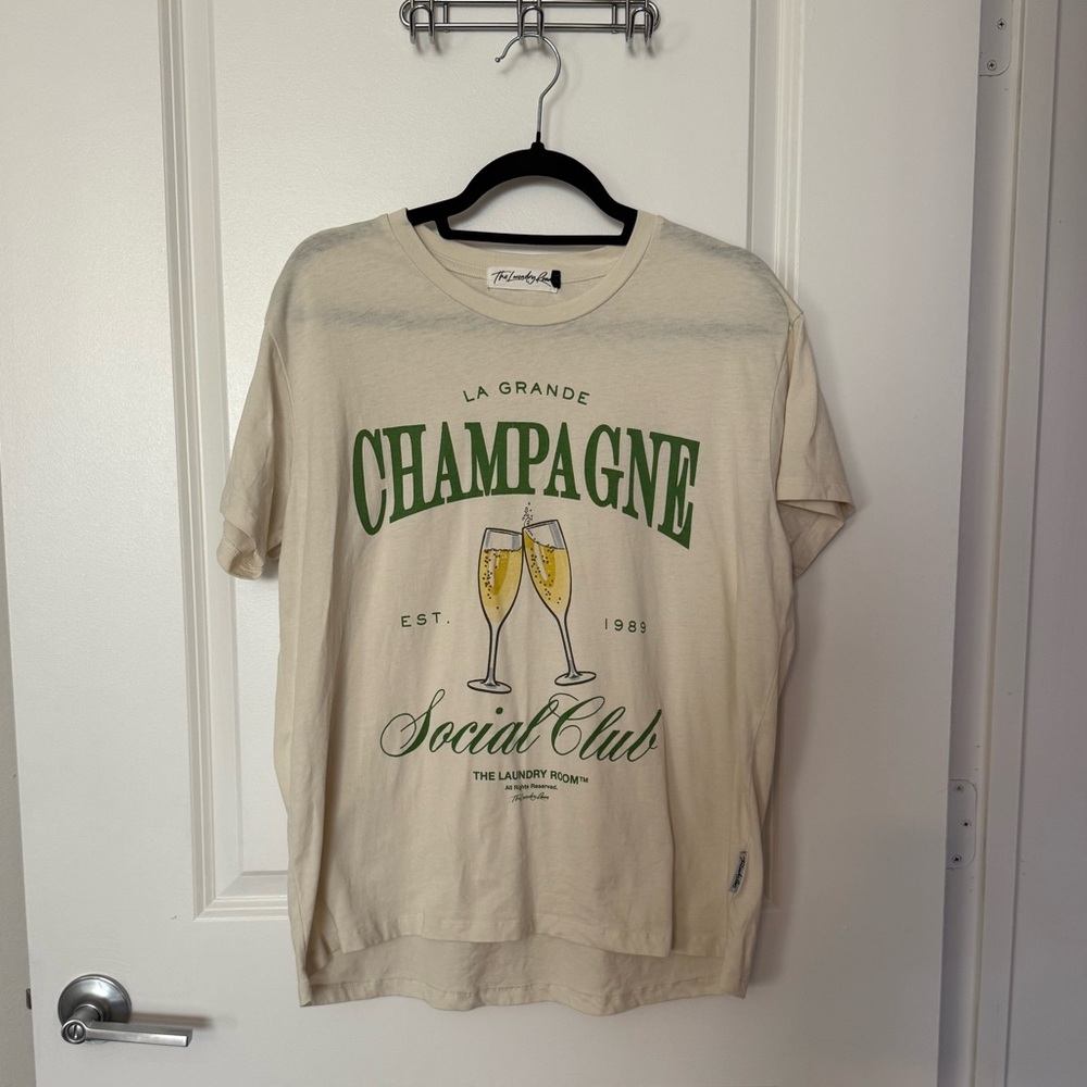 The laundry room graphic shirt